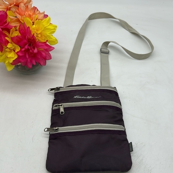 Eddie Bauer Purple Nylon Crossbody Lightweight Travel Bag MCB5128N - Picture 1 of 10